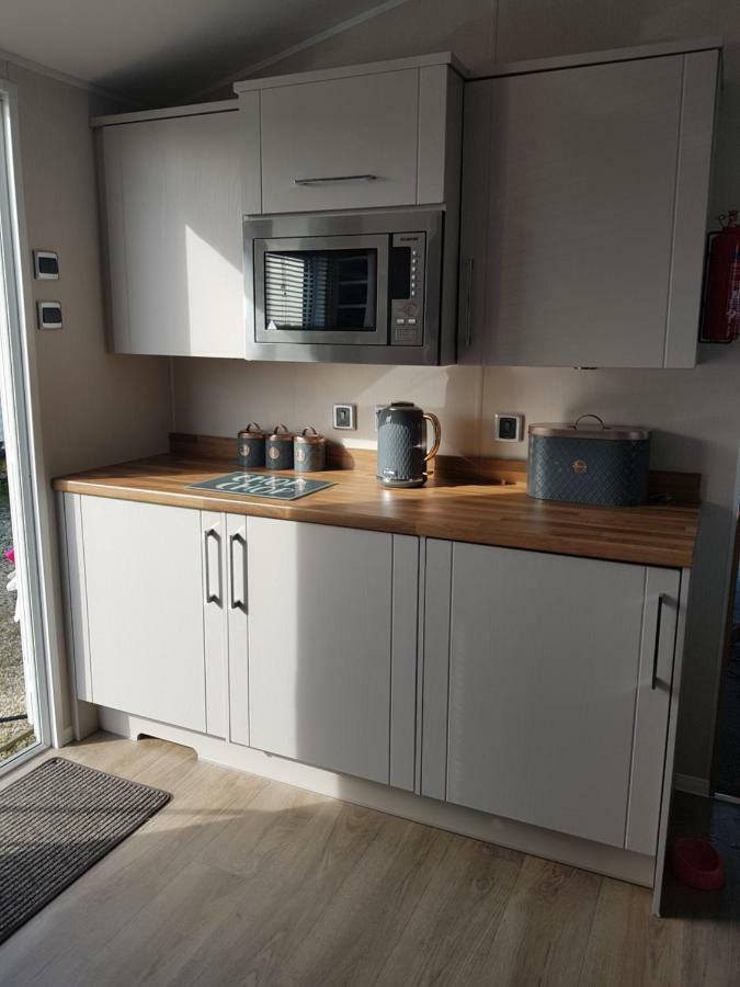 Dees Hot Tub Breaks At Tattershall Lakes Jet Ski 4 Luaran gambar